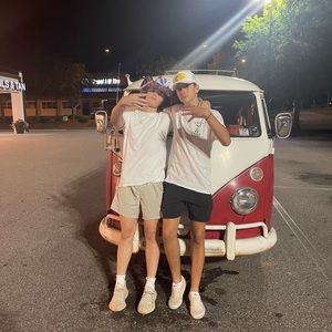 Meet your Posher, Aidyn